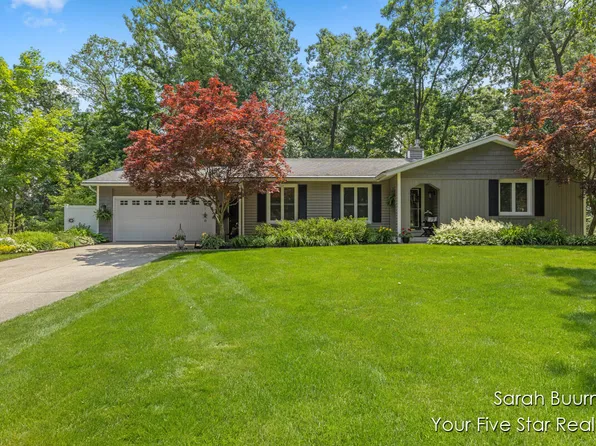 6100 Capitan Dr SE, Grand Rapids, MI 49546