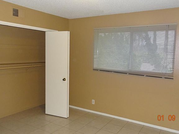 4th image of 844 El Dorado St APT A