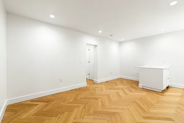 Rented by Akelius Real Estate Management | media 12