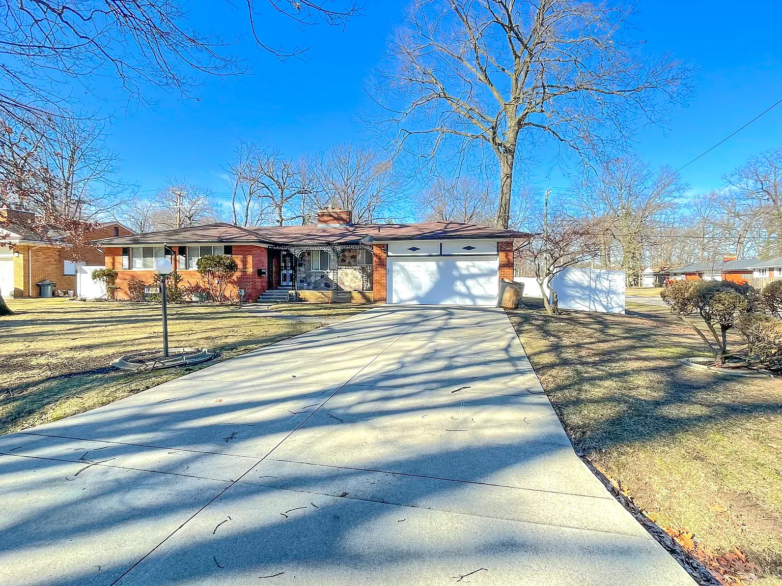 3 bed, 2.0 bath, 1674 sqft, $2,700 — Photo 1