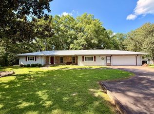 102 Buena Vista Dr, Fulton, MS 38843