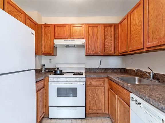 2nd image of 27-31 Kearney St