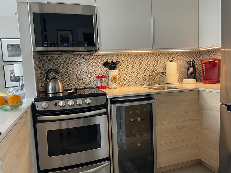 1251 Cardero St #1706 — Photo 2