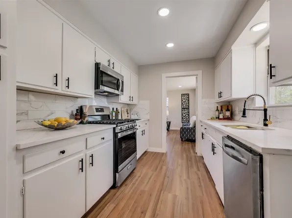 1225 Greenbriar St, Denton, TX 76201