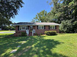 142 Woodhaven Dr, Spartanburg, SC 29307