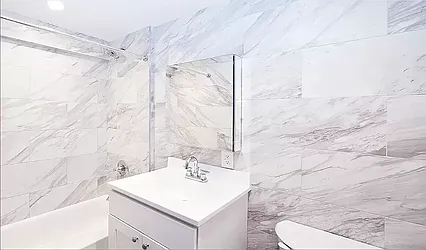 Rented by R New York