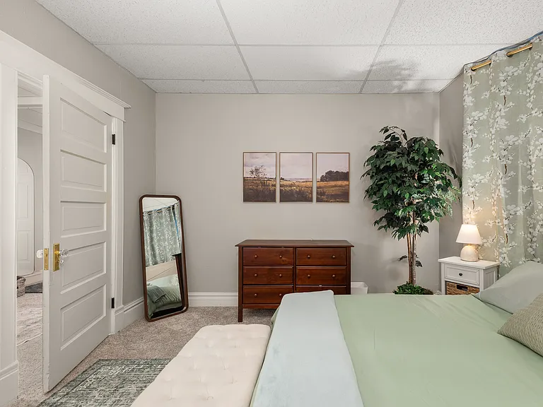 1117 W Spofford Ave #1 — Photo 28