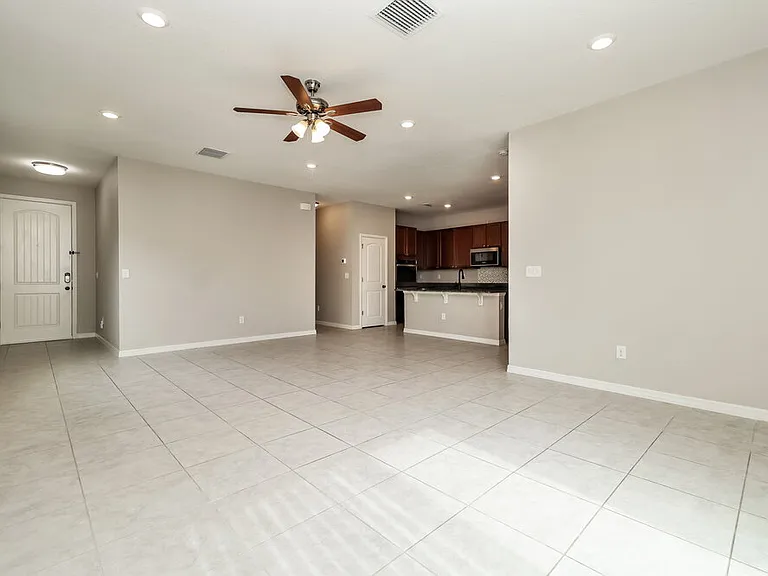 7729 Sunshine Bridge Ave — Photo 5