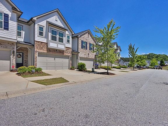 4th image of 1147 Lossie Way