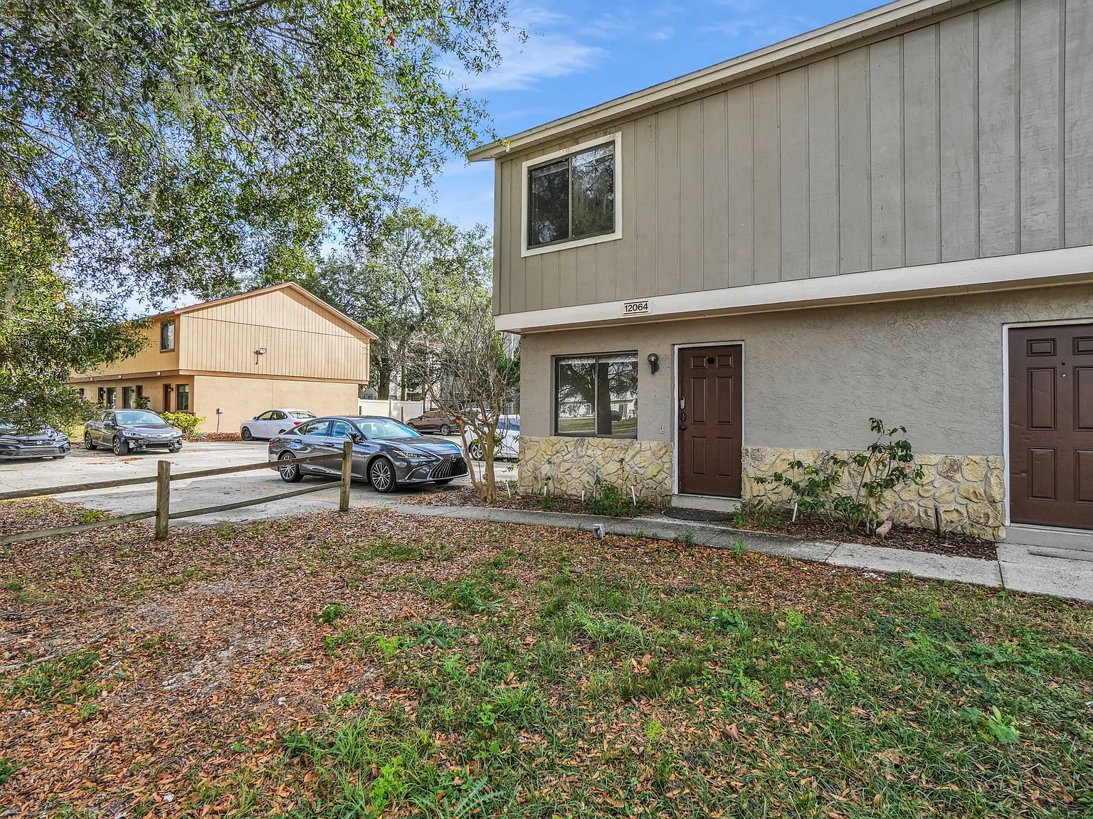 12064 Tift Cir — Photo 3