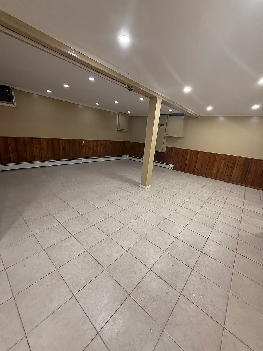 Building Photo - 14828 Brookville Blvd #1