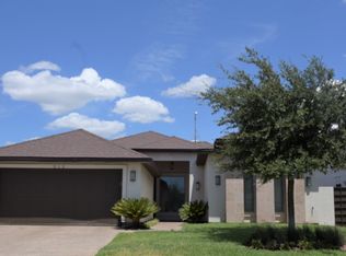 212 Brahea Dr, Laredo, TX 78045