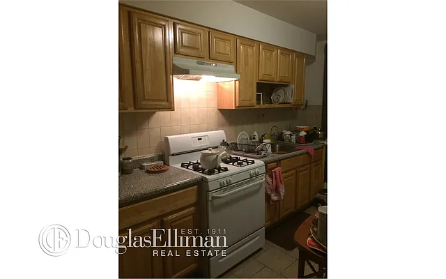 Rented by Douglas Elliman | media 20