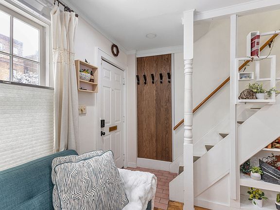 2nd image of 83 Spring St