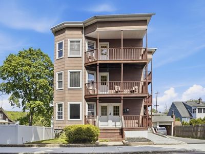233 Clarendon St, Fitchburg, MA, 01420