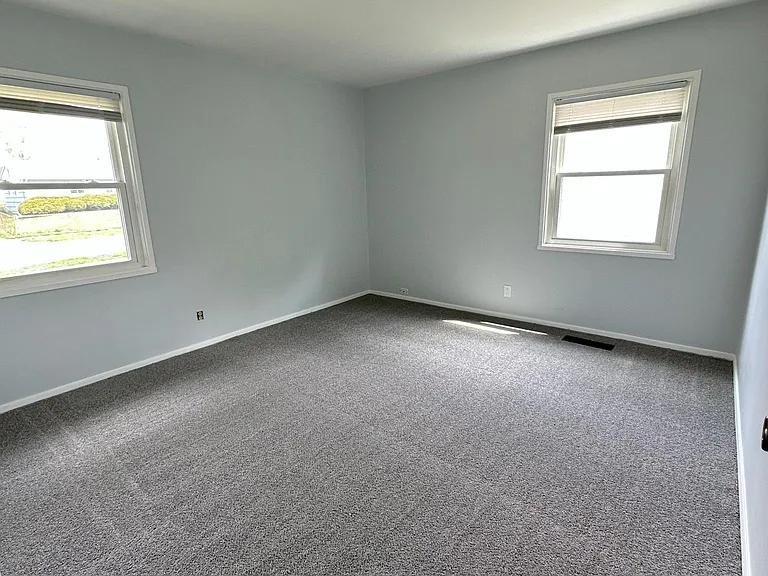 7385 Lebanon Ave — Photo 9