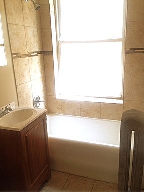 5th image of 6420 S Kenwood Ave APT 2E