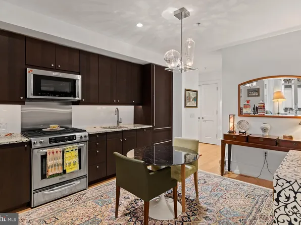 130 S 18th St Unit 607, Philadelphia, PA 19103