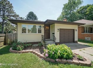 1220 Clara Ave, Joliet, IL 60435