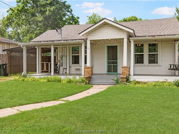 1111 E 25th St, Bryan, TX 77803