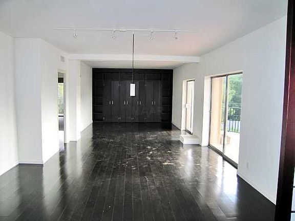3rd image of 475 N Highland St APT 4A