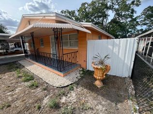 2010 E Genesee St, Tampa, FL 33610