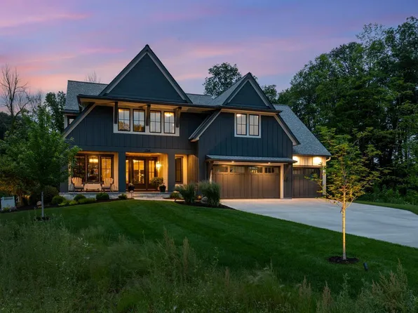 754 Shawnee Woods Rd, Hamel, MN 55340