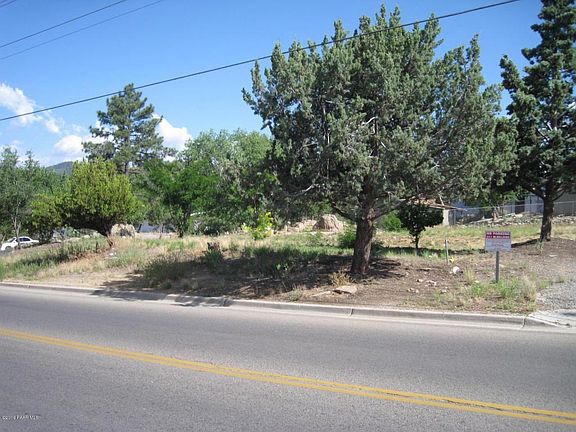 3rd image of 311 W Hillside Ave