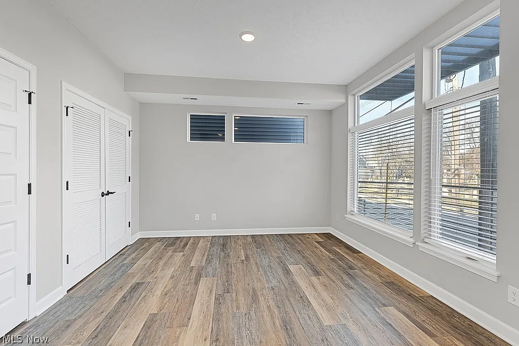 2 bed, 2.5 bath, 1717 sqft, $2,700 — Photo 4