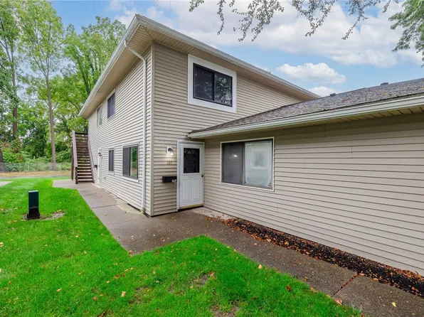 107 Milrace Dr, East Rochester, NY 14445