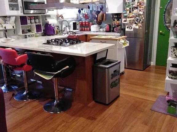 3rd image of 2151 Clarke Ave