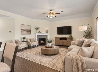 1995 Brentwood Dr, Alvin, TX 77511