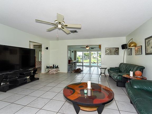 4th image of 5623 America Dr