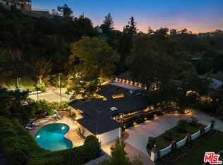 655 N Bundy Dr, Los Angeles, CA 90049