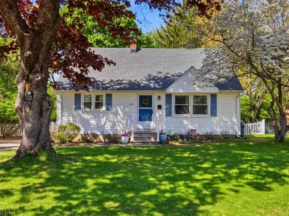 170 Marion Ct, Pompton Lakes Boro, NJ 07442