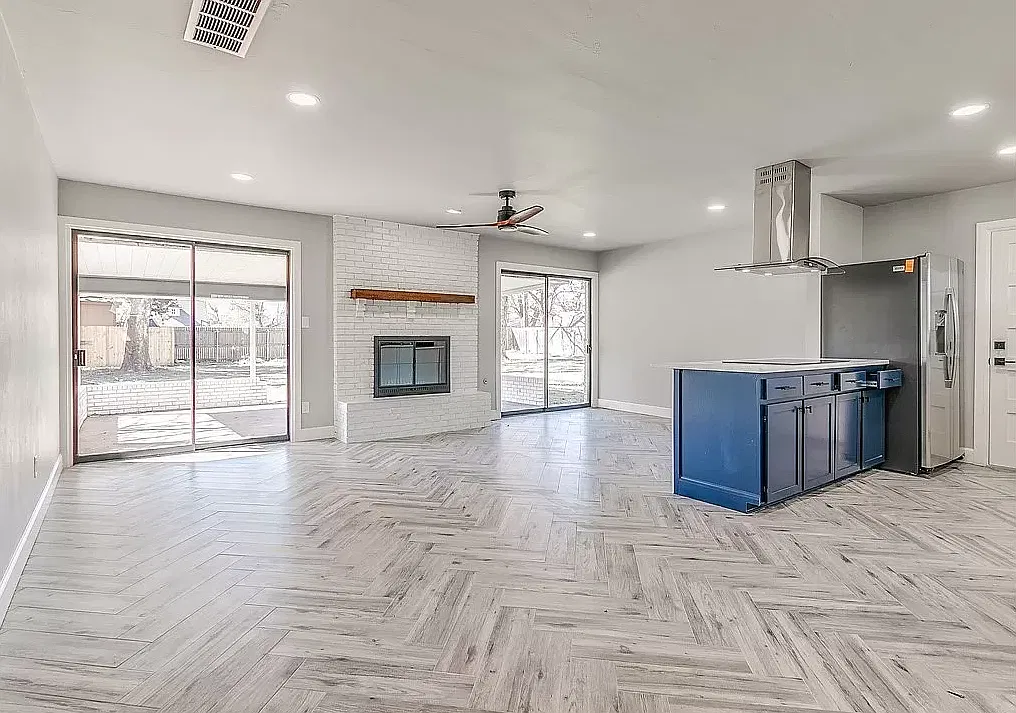 McCall Dr - 918 (LC + Preferred HVAC - 1 — Photo 3