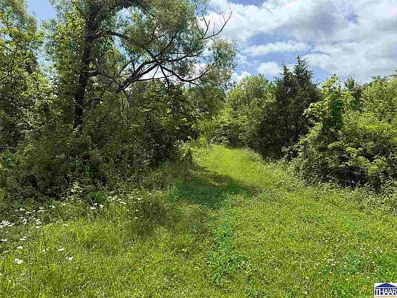6th image of E Farabee Rd