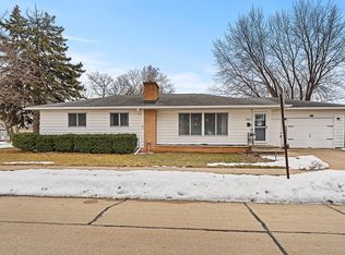 1405 Porter Ave, Oshkosh, WI 54902