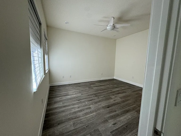 6472 NW 103rd Pl — Photo 10