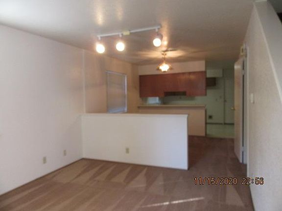 2nd image of 814 25th St