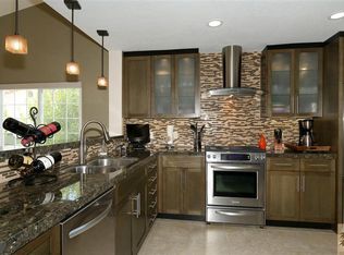 266 Vista Royale Cir W, Palm Desert, CA 92211