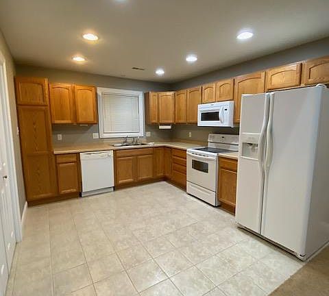 2nd image of 2341 Winesap Dr #2341