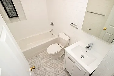 Rented by Rita S Citrin, LREB