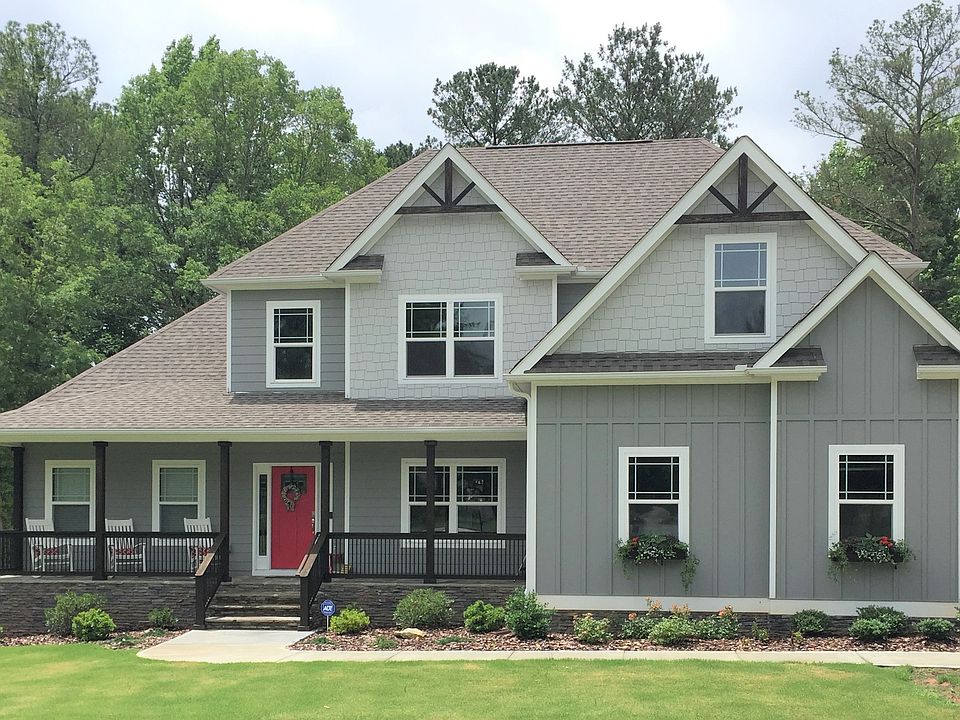 2nd image of 300 Honey Ln