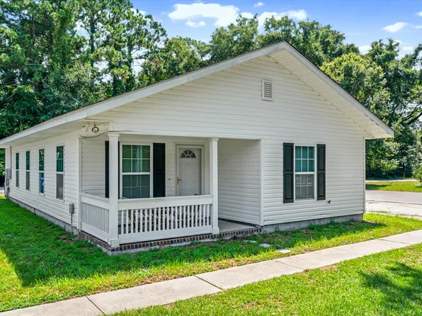 24 Laurel Leaf Ln, Charleston, SC 29412