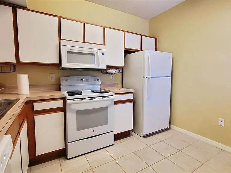 9612 Seadale Ct #101 — Photo 2
