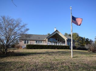 4500 Hall Rd, Loudon, TN 37774