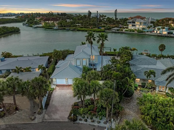 916 Casey Cove Dr, Nokomis, FL 34275
