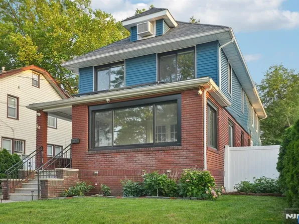 26 Amsterdam Ave, Teaneck, NJ 07666