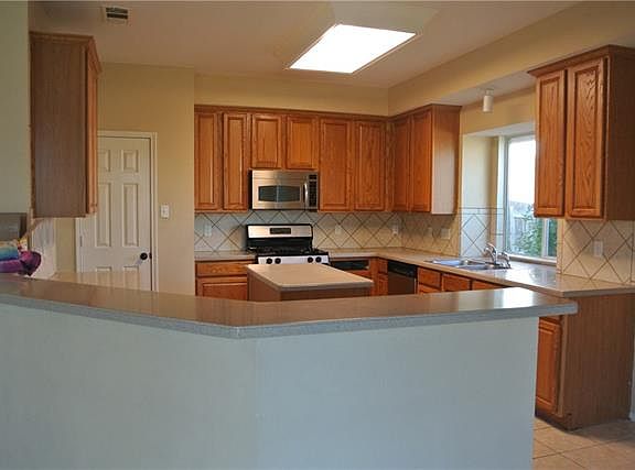 5th image of 10165 Autumn Park Ct